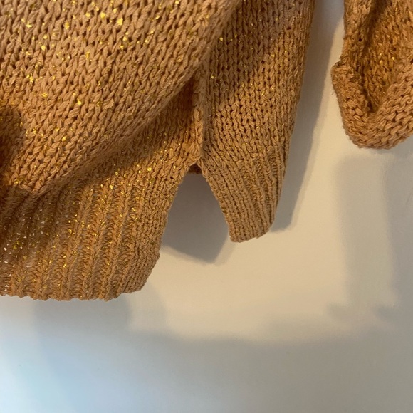 Romeo + Juliet  Couture Knit Oversized Top Size Small - Picture 7 of 7